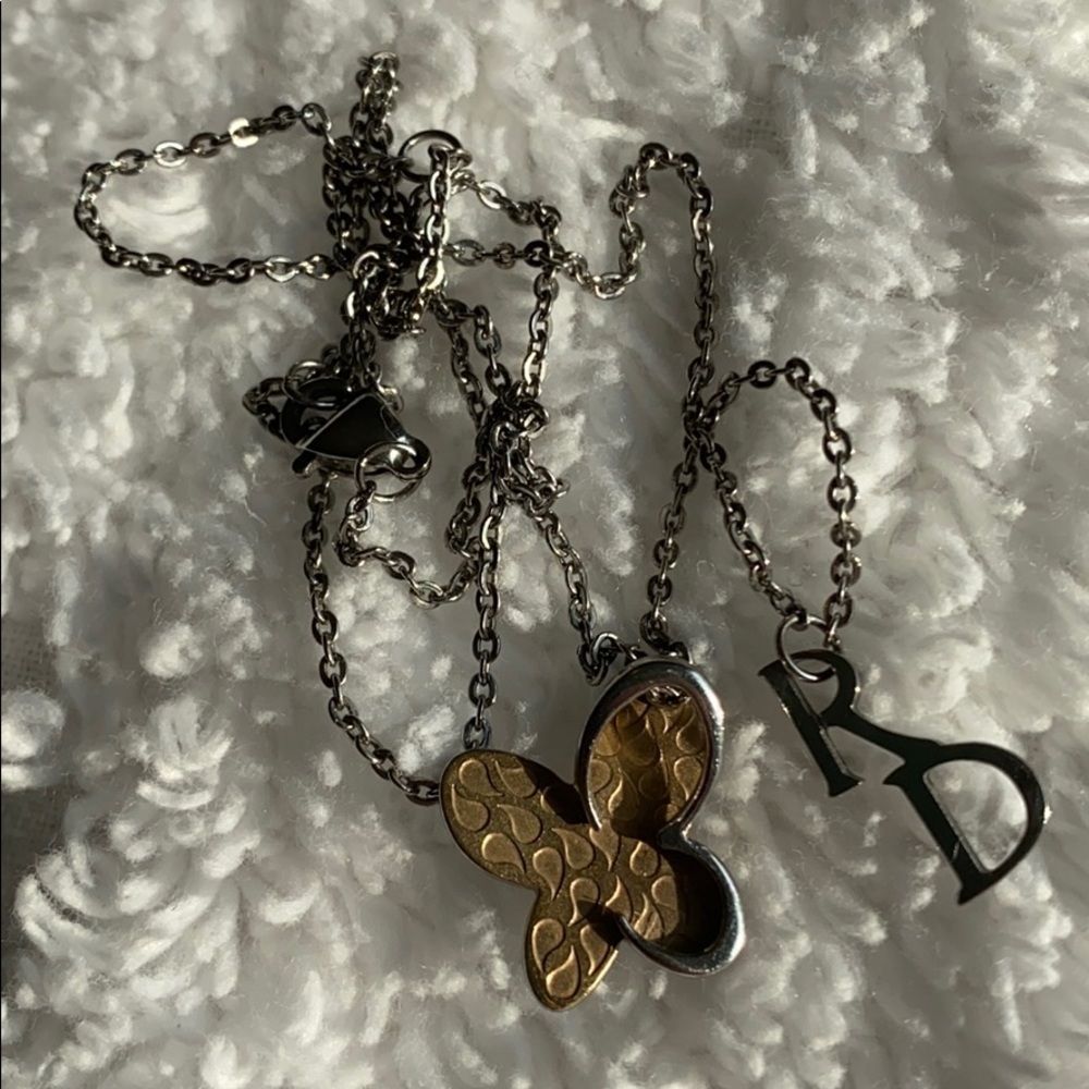 Royal Damon Butterfly Necklace